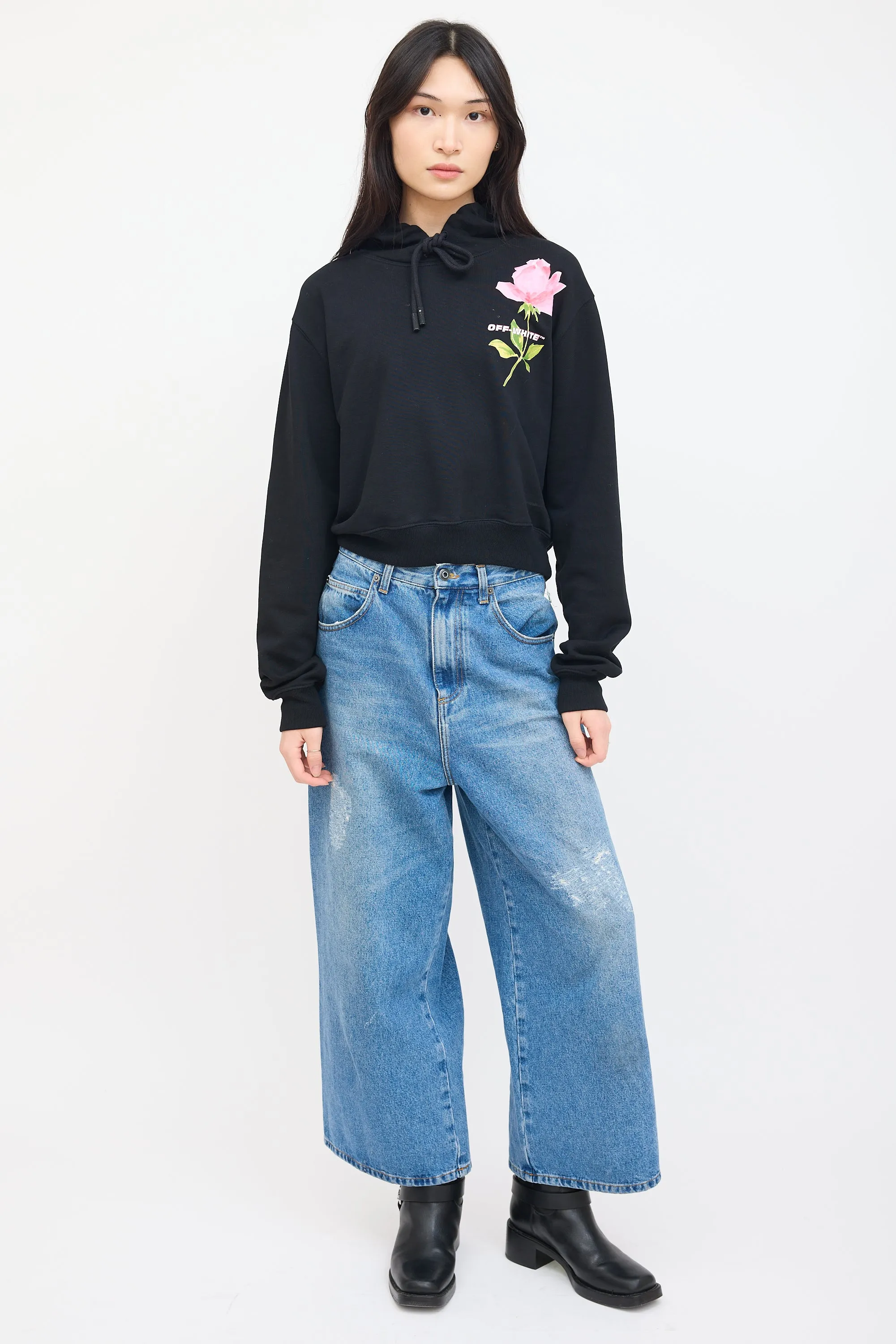 Black Cropped Flowers Hoodie