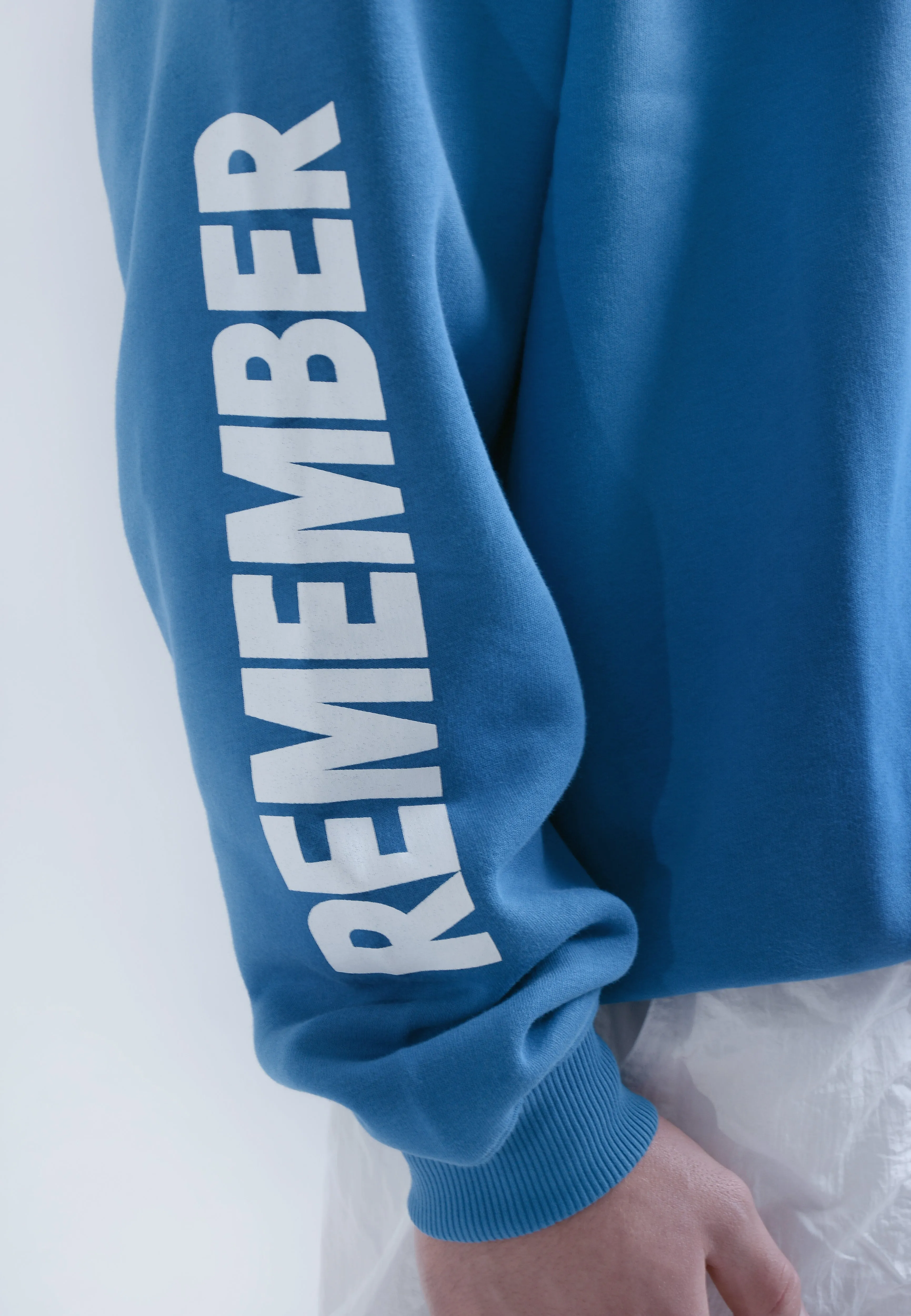 RYWD Sleeve Sweatshirt blau